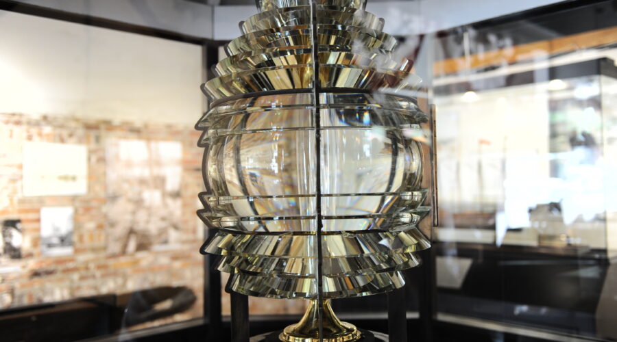 Photo: The Georgetown Lighthouse Fresnel Lens sits on display at the South Carolina Maritime Museum in Georgetown, South Carolina.