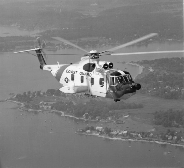 A Sikorsky HH3 similar to the USCG 1474.