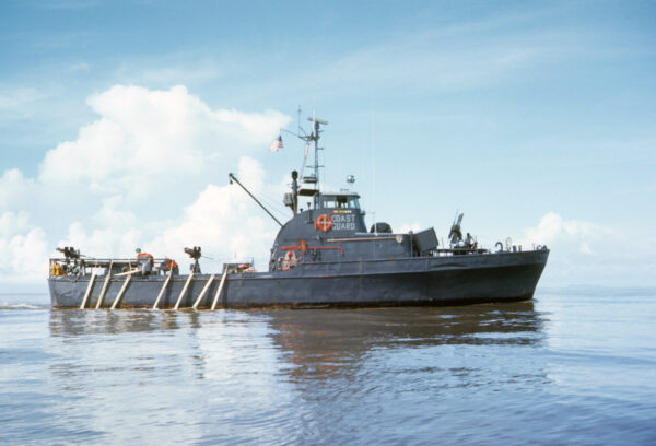 Photo: Patrol boat Point Cypress