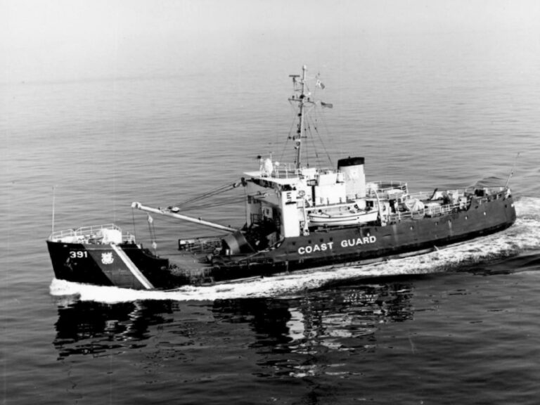 Photo: Blackthorn at sea.