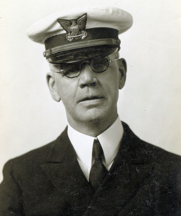 Photo: Portrait of Thomas Ross