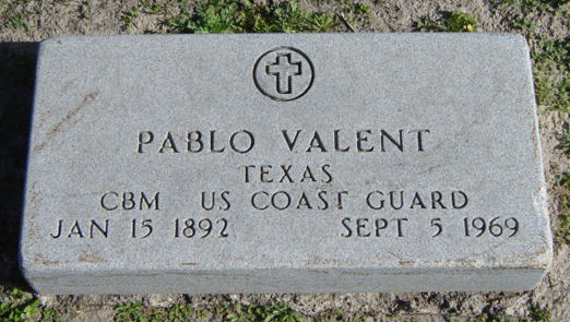 Photo: Gravestone with the text “PABLO VALENT, Texas, CBM, U.S. Coast Guard, January 15, 1982, September 5, 1969”