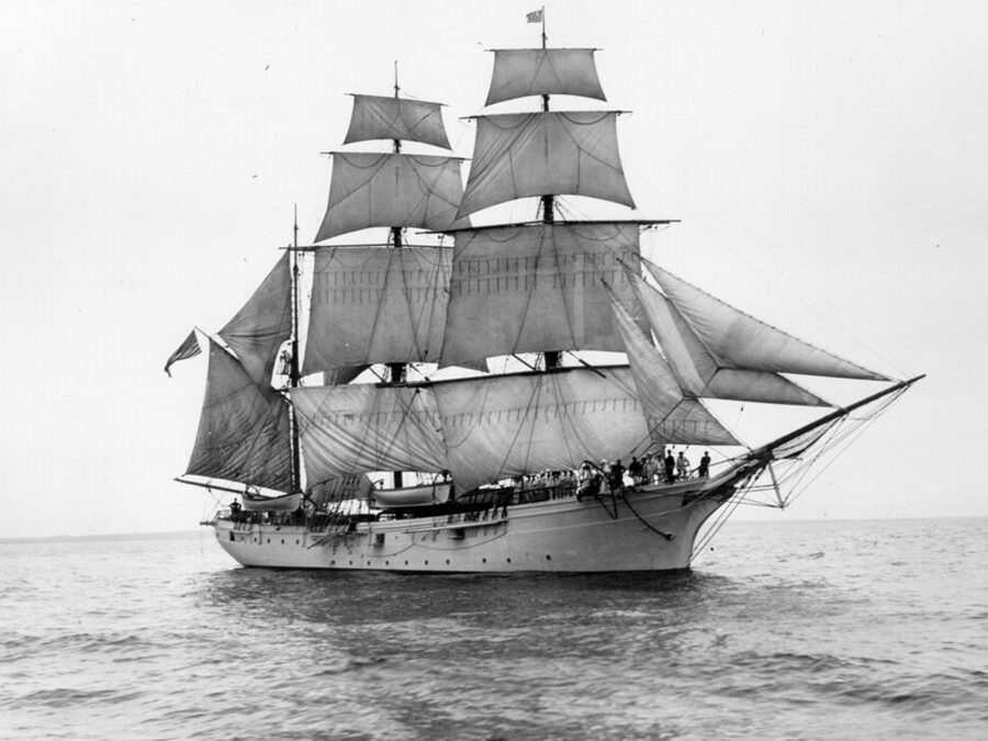 Photo: USRC Salmon P. Chase