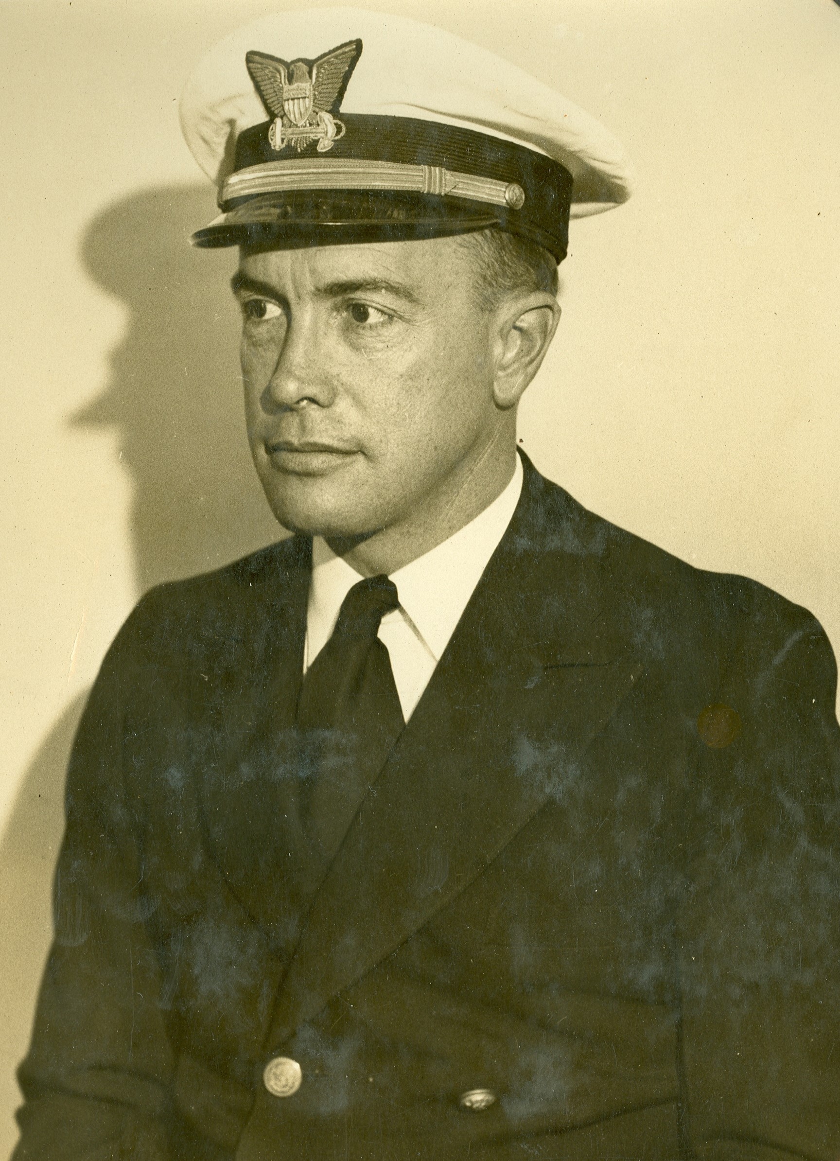 Photo: Portrait of Lieutenant Commander Edward “Iceberg” Smith
