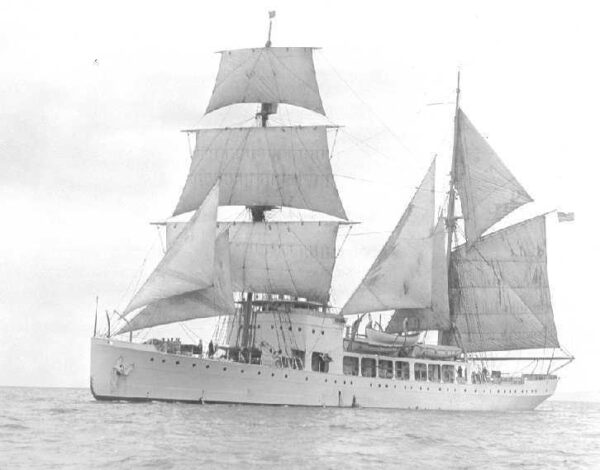 Photo: U.S. Coast Guard Cutter Northland