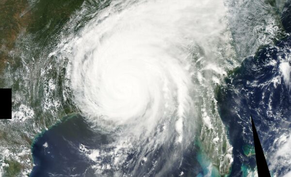 Satellite photo: Rectangle covering 38 N 75 W to 25 N 100 W on Aug. 29, 2005