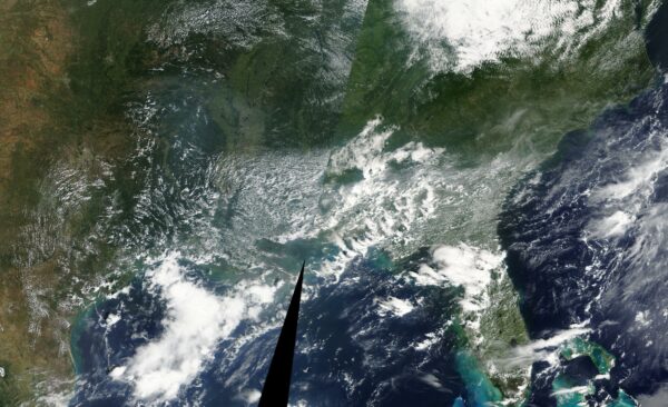 Satellite photo: Rectangle covering 38 N 75 W to 25 N 100 W on Aug. 31, 2005